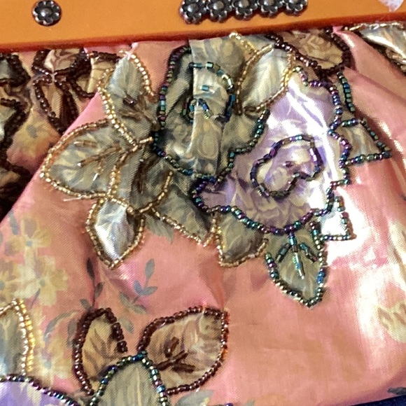 Beaded Handbag - Picture 3 of 6